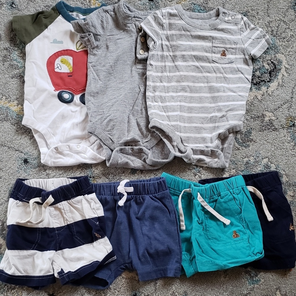 Lot of Gap Summer Clothes 6-12 months